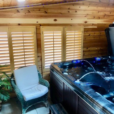 Blue Bear Den 3Br 2Ba Dtc Private Apt Hot Tub 外观 照片