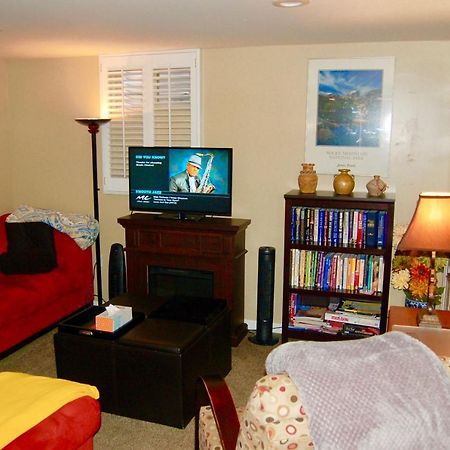 Blue Bear Den 3Br 2Ba Dtc Private Apt Hot Tub 外观 照片