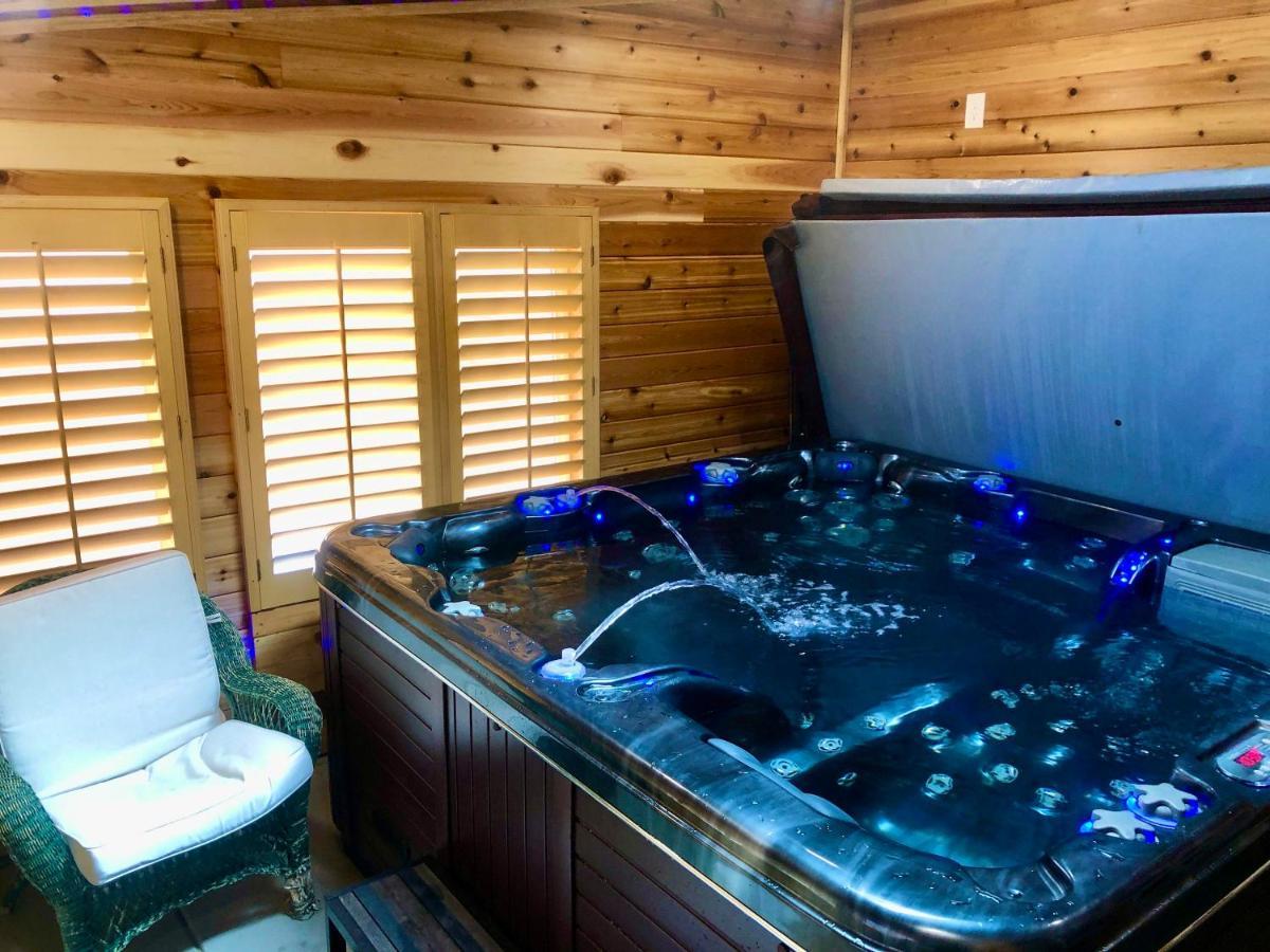 Blue Bear Den 3Br 2Ba Dtc Private Apt Hot Tub 外观 照片
