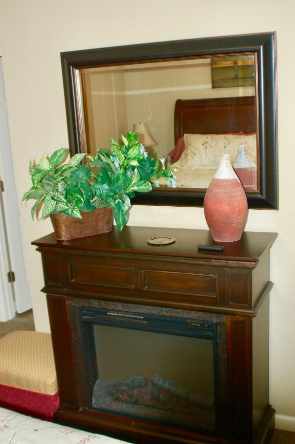 Blue Bear Den 3Br 2Ba Dtc Private Apt Hot Tub 外观 照片
