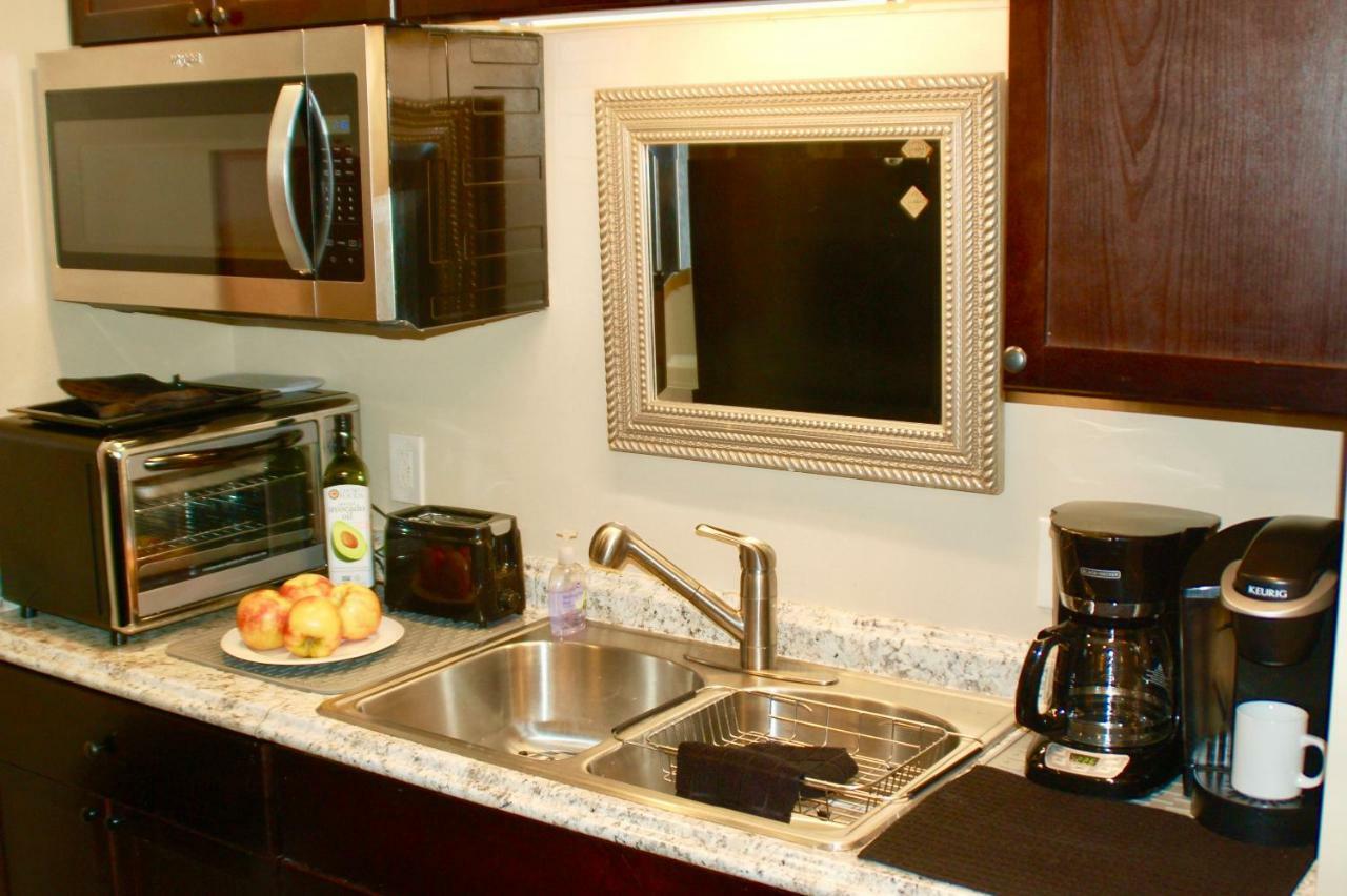 Blue Bear Den 3Br 2Ba Dtc Private Apt Hot Tub 外观 照片